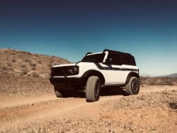 										2022 Ford Bronco 2-Door 7-Speed full									