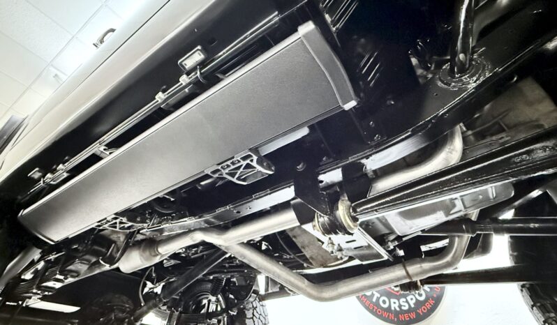 								1973 Ford Bronco full									