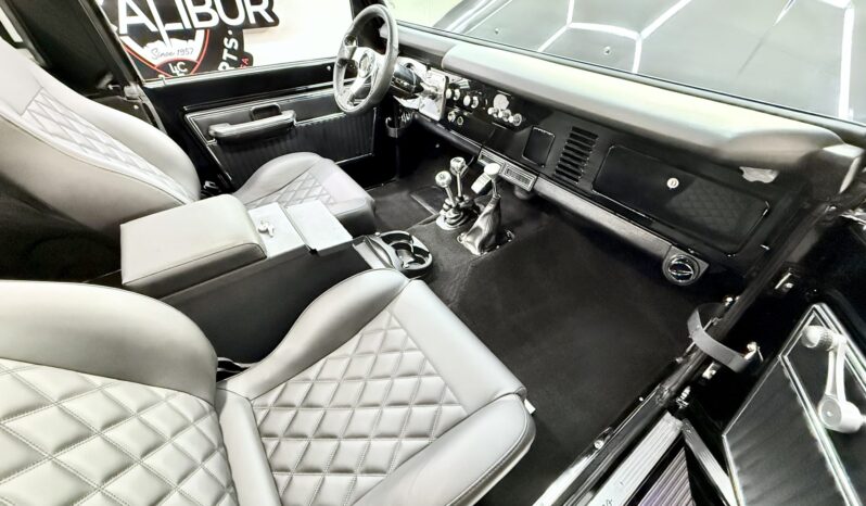 								1973 Ford Bronco full									