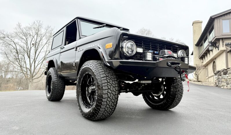 								1973 Ford Bronco full									