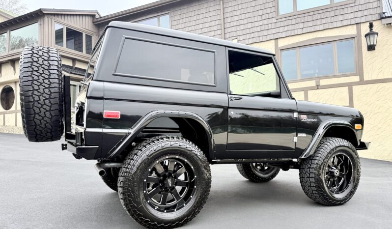 								1973 Ford Bronco full									