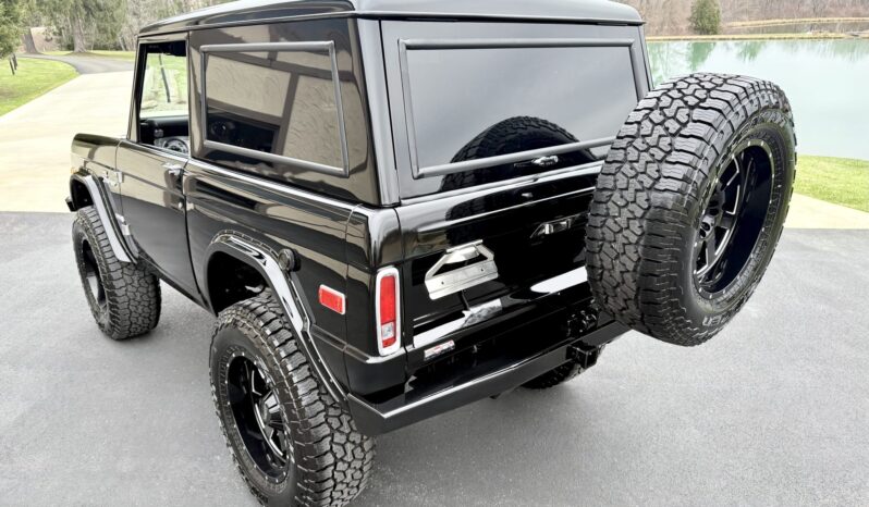 								1973 Ford Bronco full									