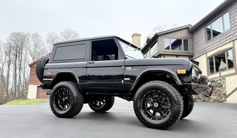 								1973 Ford Bronco full									