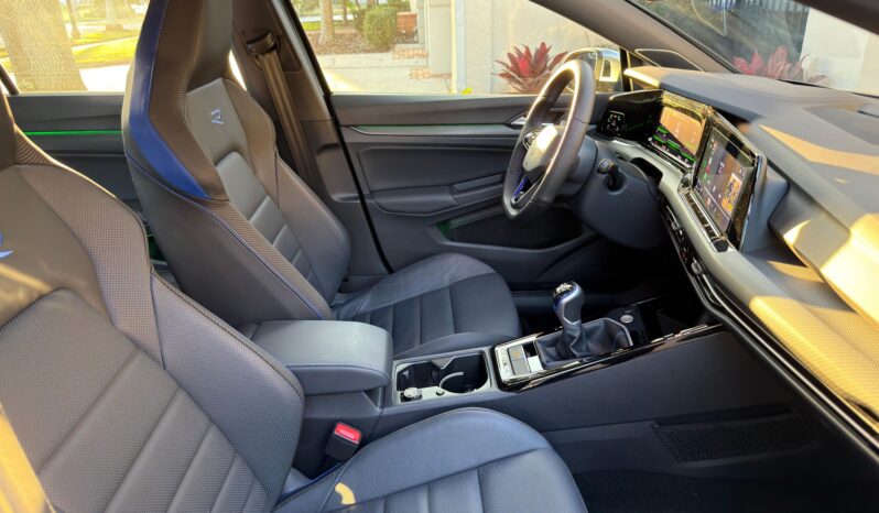 								2024 Volkswagen Golf R full									