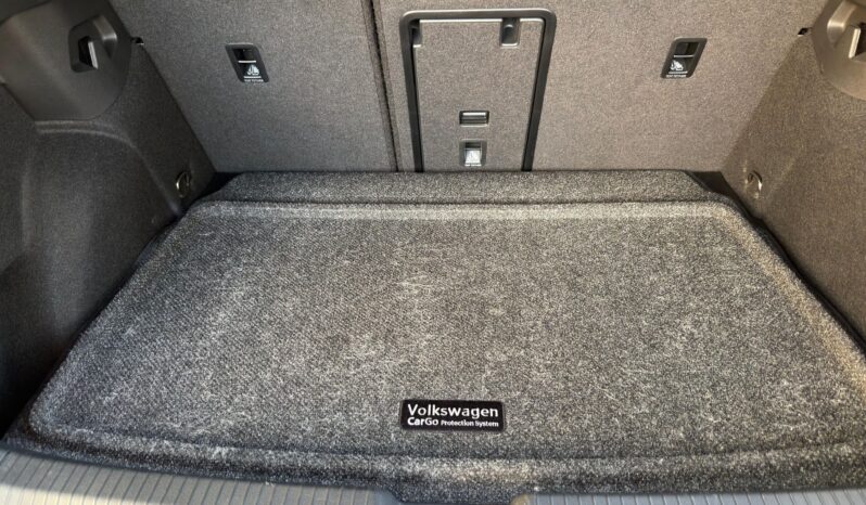 								2024 Volkswagen Golf R full									