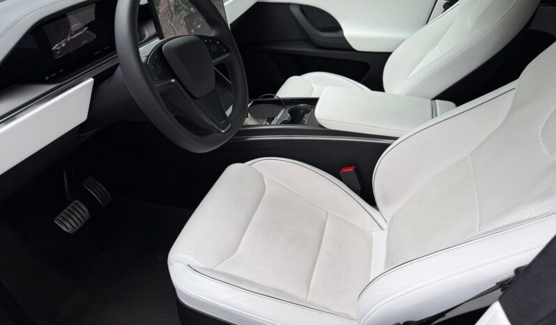 								2022 Tesla Model X Plaid full									