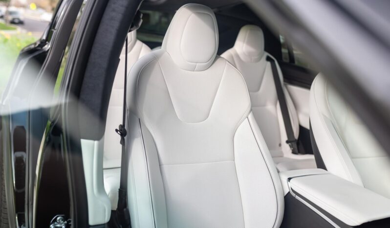 								2022 Tesla Model X Plaid full									