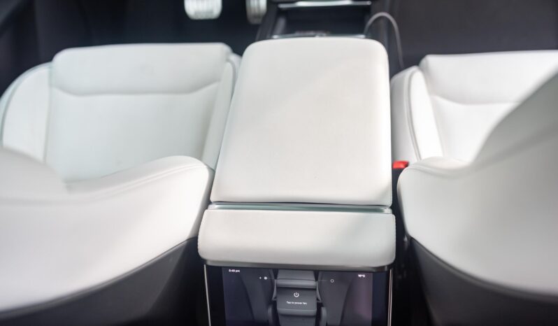 								2022 Tesla Model X Plaid full									