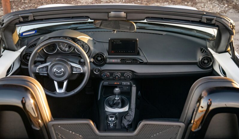 								2023 Mazda MX-5 Miata Club 6-Speed Manual full									