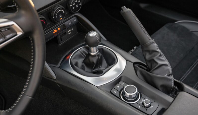 								2023 Mazda MX-5 Miata Club 6-Speed Manual full									