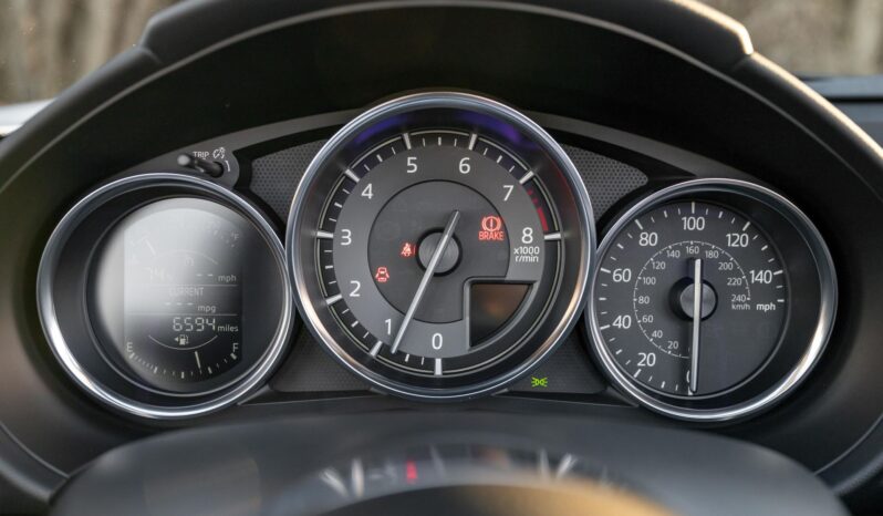 								2023 Mazda MX-5 Miata Club 6-Speed Manual full									