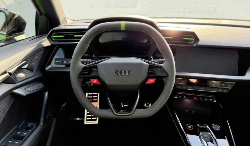 								2025 Audi RS3 2.5L full									