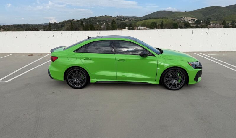 								2025 Audi RS3 2.5L full									