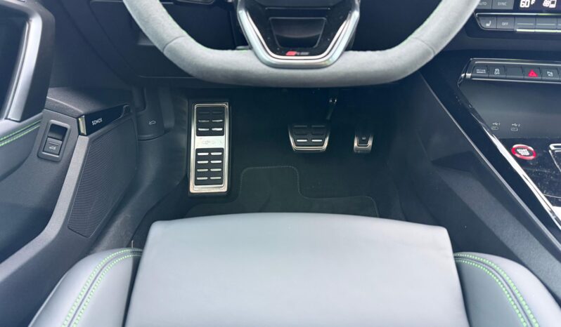 								2025 Audi RS3 2.5L full									