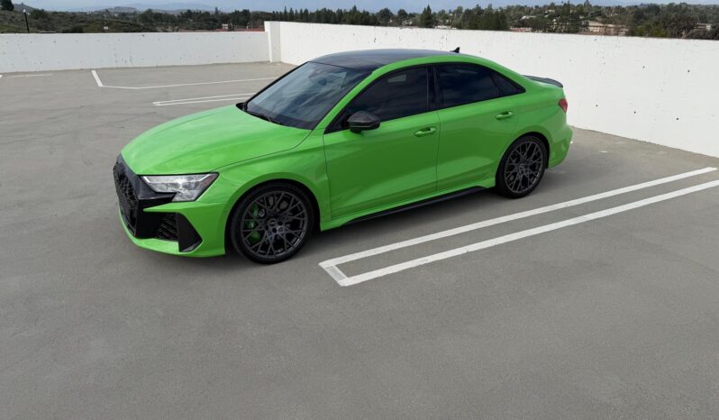 								2025 Audi RS3 2.5L full									