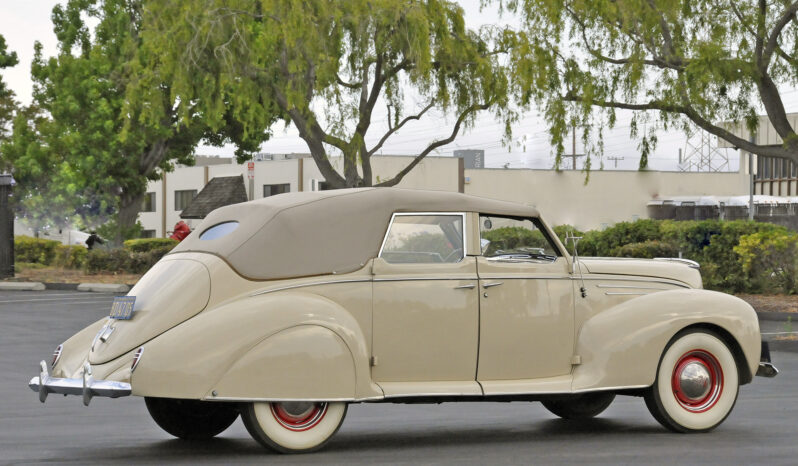 								1939 Lincoln-Zephyr Convertible Sedan full									