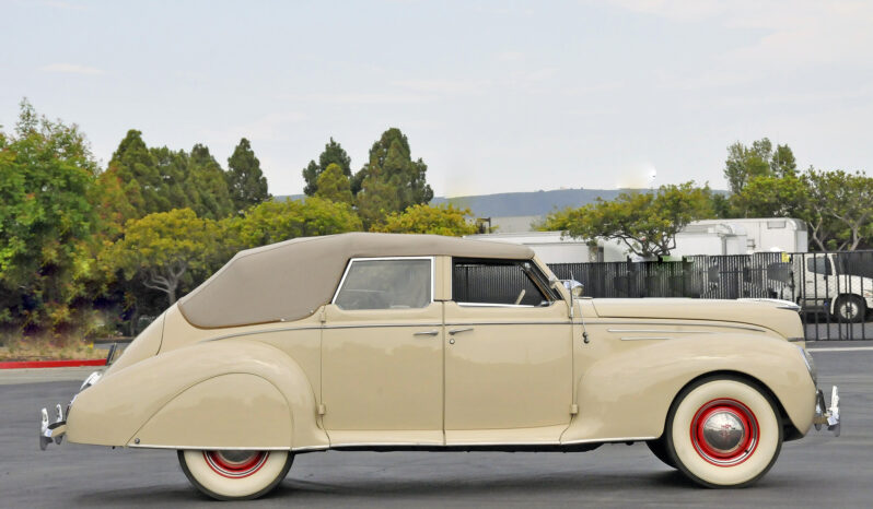 								1939 Lincoln-Zephyr Convertible Sedan full									