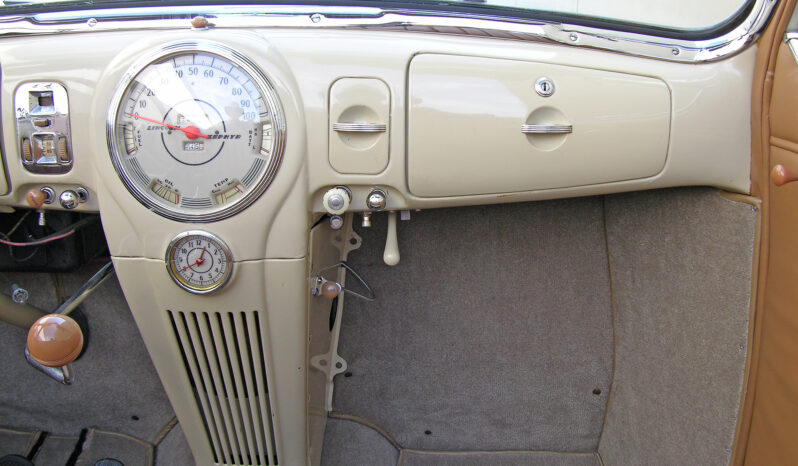 								1939 Lincoln-Zephyr Convertible Sedan full									