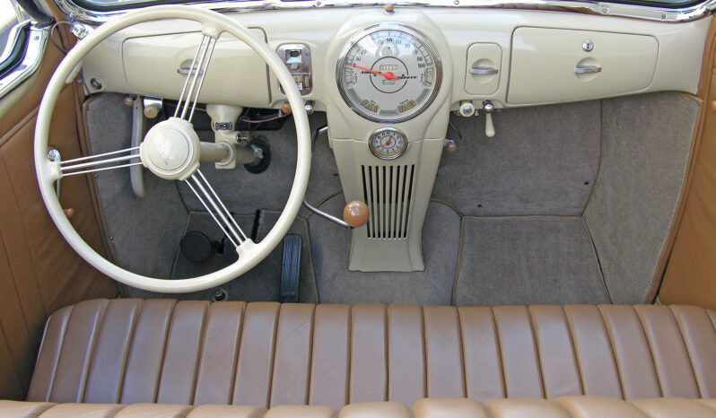 								1939 Lincoln-Zephyr Convertible Sedan full									
