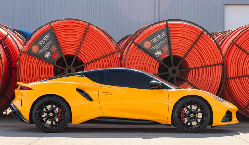 								2024 Lotus Emira V6 First Edition full									