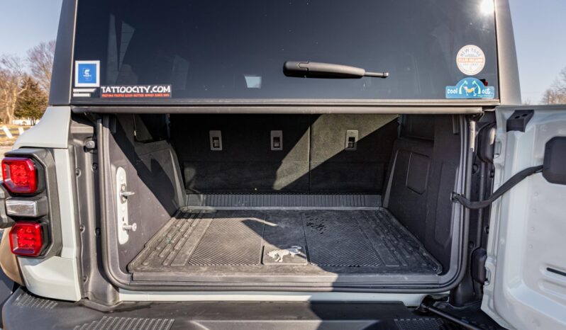 								2023 Ford Bronco Raptor 418-hp Twin-Turbo full									