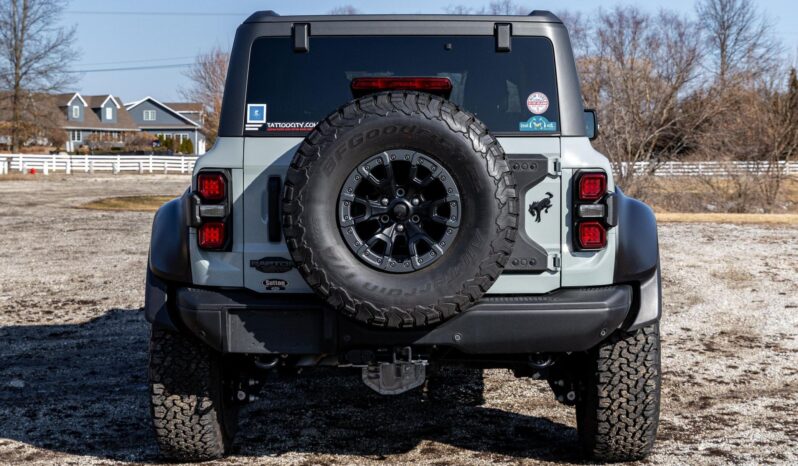 								2023 Ford Bronco Raptor 418-hp Twin-Turbo full									