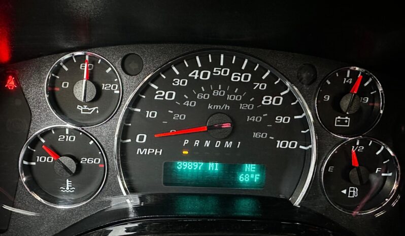 								2023 GMC Savana G2500 Explorer Conversion Van full									