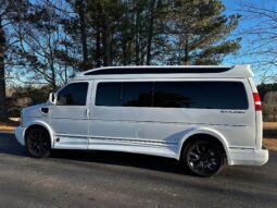 2023 GMC Savana G2500 Explorer Conversion Van full