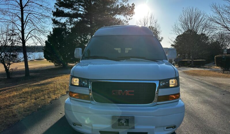 								2023 GMC Savana G2500 Explorer Conversion Van full									
