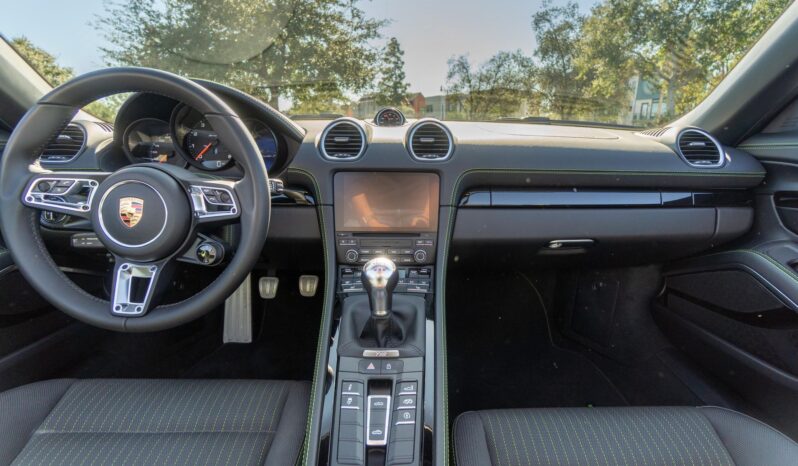 								2023 Porsche 718 Boxster T full									