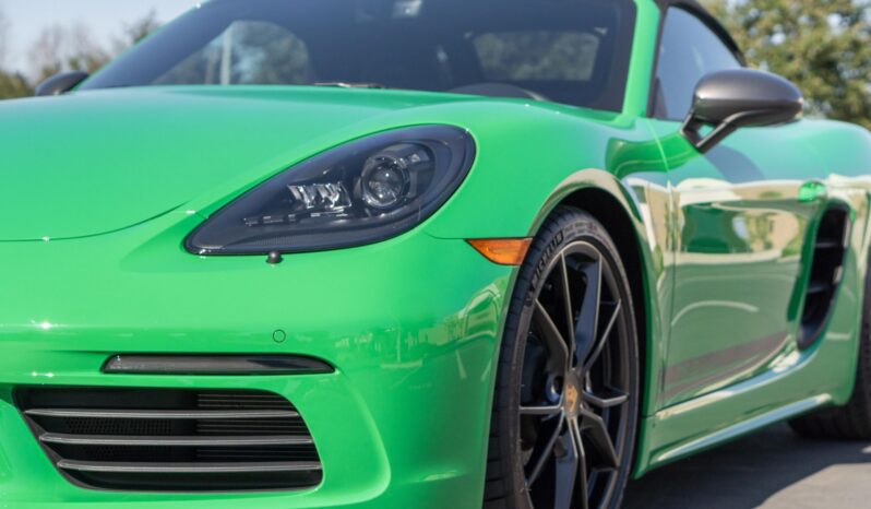 								2023 Porsche 718 Boxster T full									