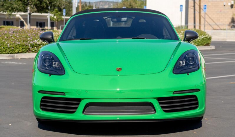 								2023 Porsche 718 Boxster T full									