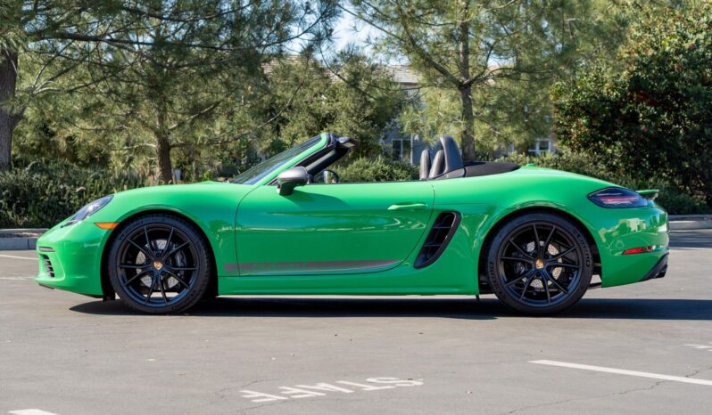								2023 Porsche 718 Boxster T full									