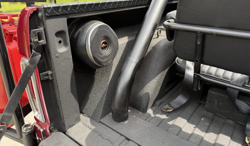 								1972 Ford Bronco 302-Powered full									