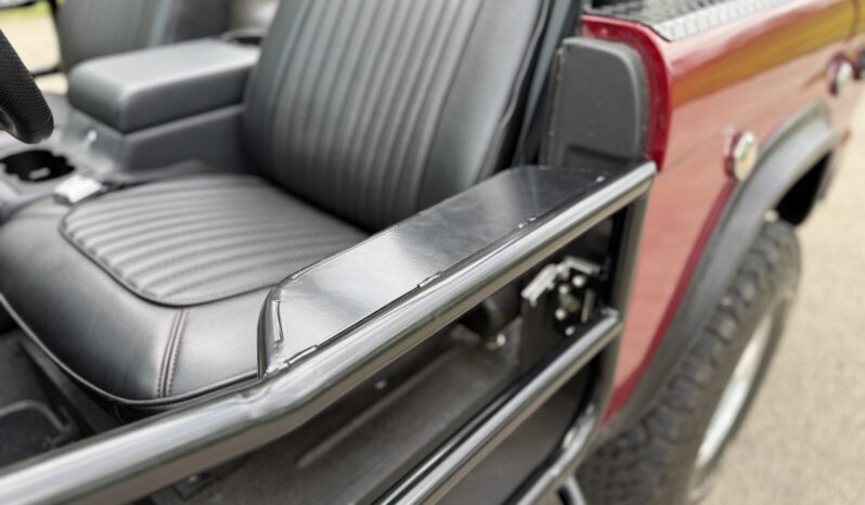 								1972 Ford Bronco 302-Powered full									