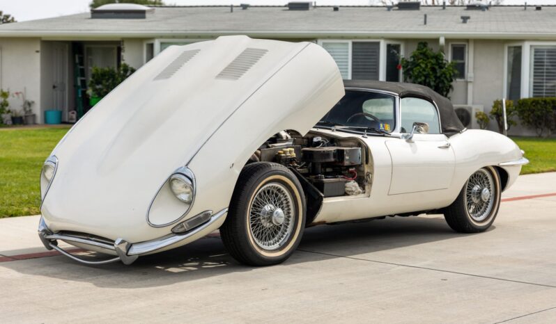 								1968 Jaguar XKE Series 1.5 4.2 Roadster full									
