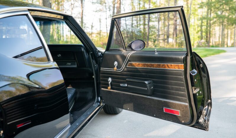 								1970 Oldsmobile Cutlass S Sport Coupe 4-Speed full									