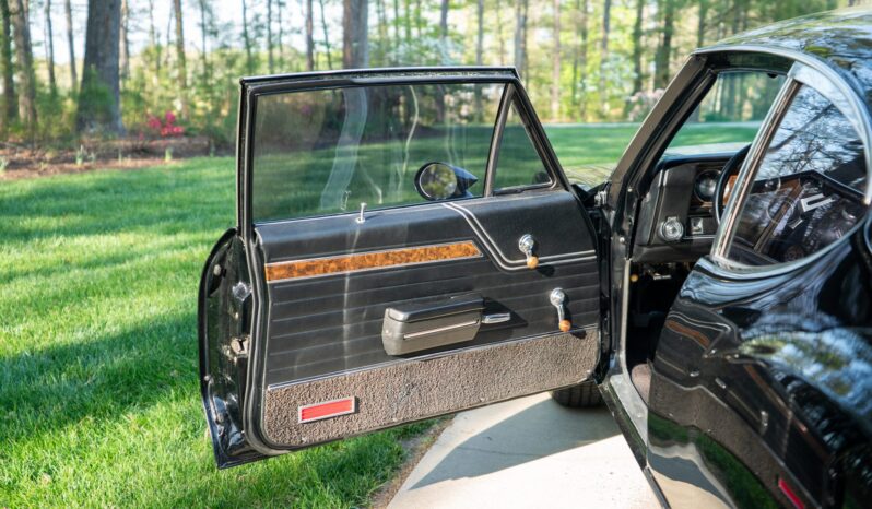 								1970 Oldsmobile Cutlass S Sport Coupe 4-Speed full									