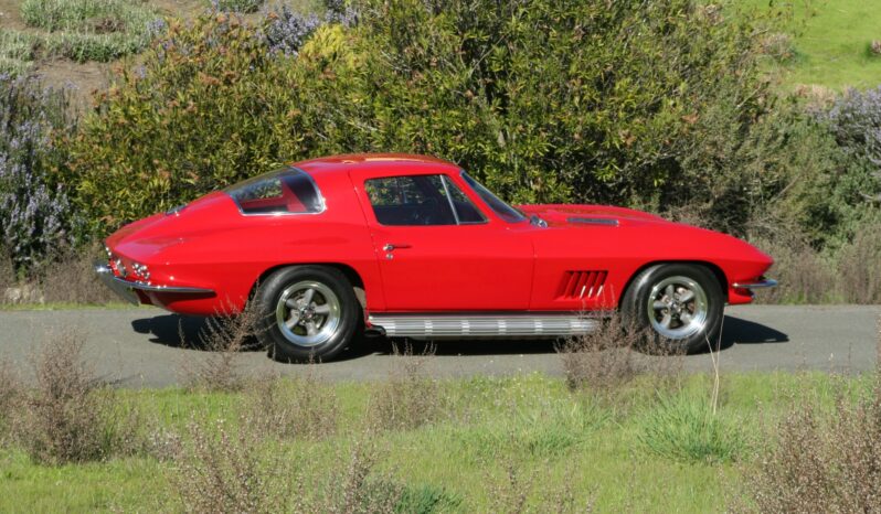 								1966 Chevrolet Corvette Coupe 5-Speed full									