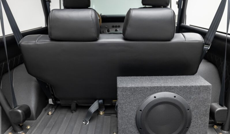 								1970 Ford Bronco Sport full									