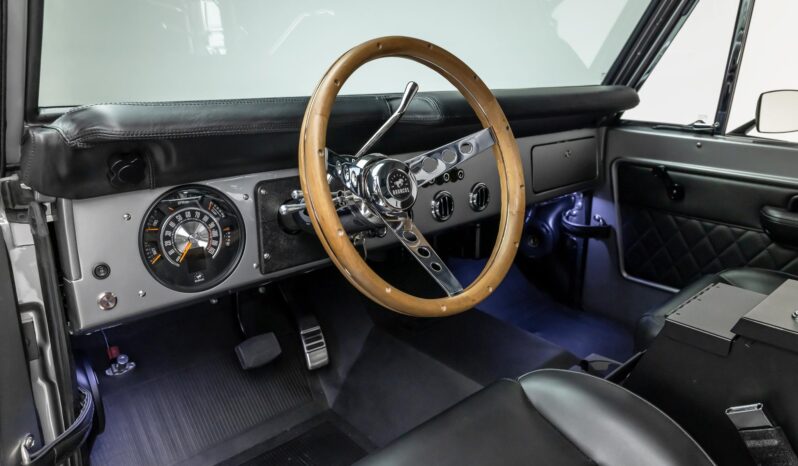 								1970 Ford Bronco Sport full									