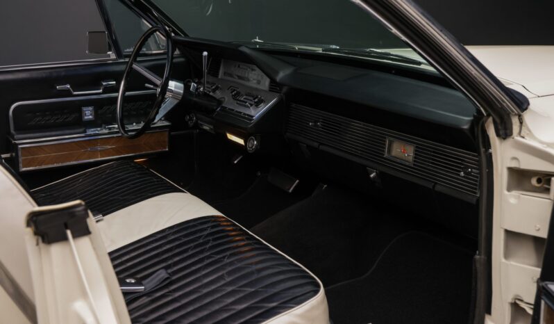 								1966 Lincoln Continental Convertible full									