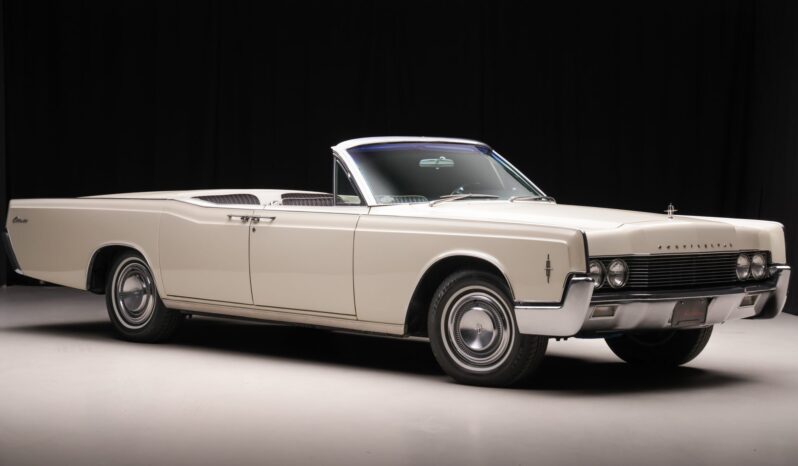 								1966 Lincoln Continental Convertible full									