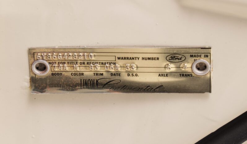 								1966 Lincoln Continental Convertible full									