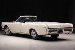 1966 Lincoln Continental Convertible full