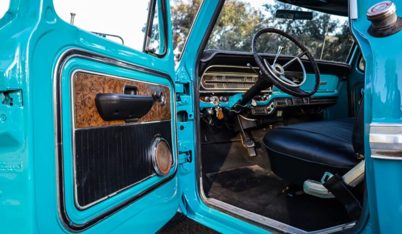 								1970 Ford F-250 Ranger XLT Camper Special full									