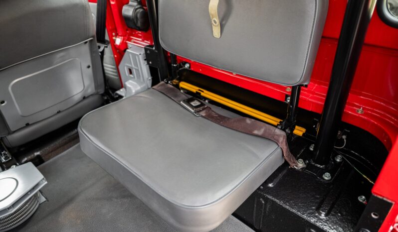 								1977 Toyota Land Cruiser FJ40 5-Speed full									