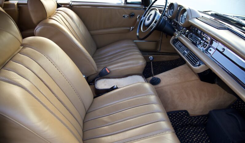 								1969 Mercedes-Benz 280SE Cabriolet 4-Speed full									