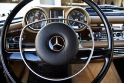 1969 Mercedes-Benz 280SE Cabriolet 4-Speed full