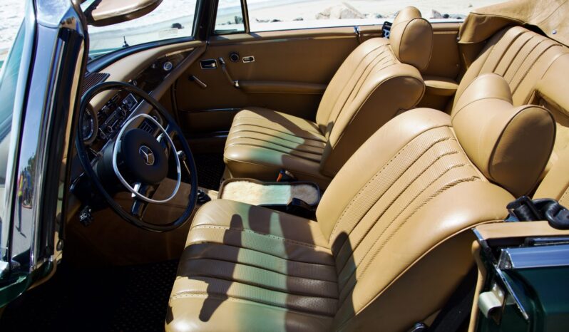 								1969 Mercedes-Benz 280SE Cabriolet 4-Speed full									
